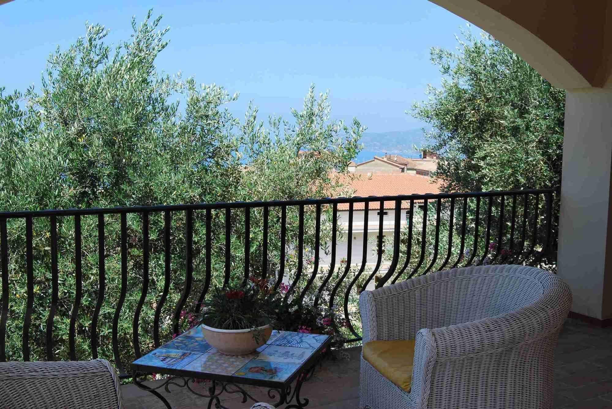 Santa Sofia Aparthotel