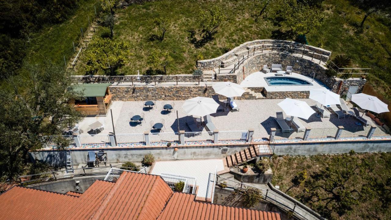 Aparthotel Santa Sofia 2*